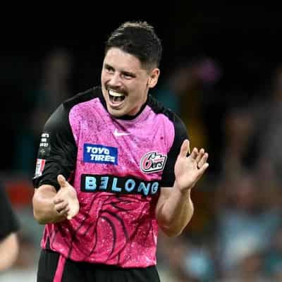 Aussie stint set Dwarshuis on BBL final path for Sixers