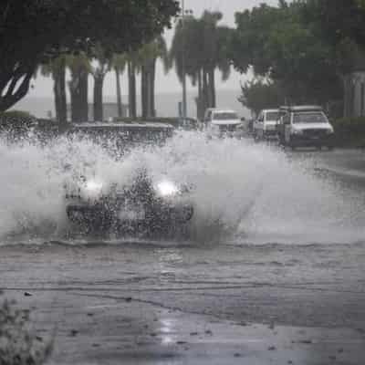 Cyclone brewing with northern Australia on flood watch