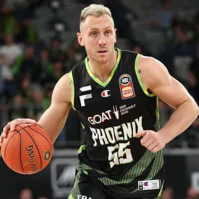 Struggling Phoenix stun defending NBL champions Sydney