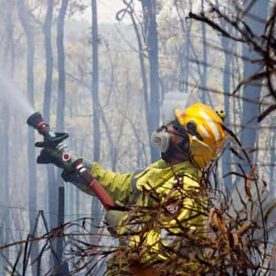 Out-of-control bushfire downgraded in WA's south