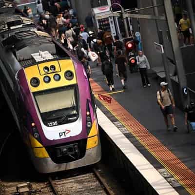 V/Line staff threaten ongoing strikes over pay fight