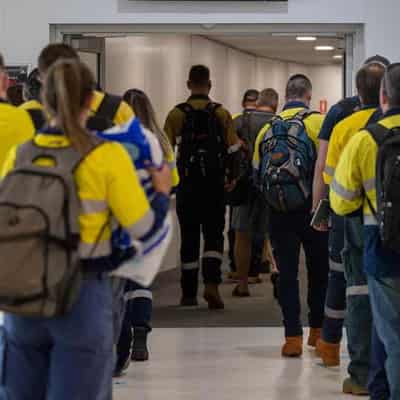 Travellers affected as Qantas Group pilots strike