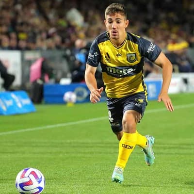 Mariners ace Nisbet plays down Socceroos hopes