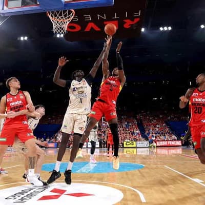 Wildcats lock in NBL top-two spot with win over Taipans