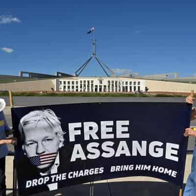 MP makes 11th hour bid to stop Assange extradition