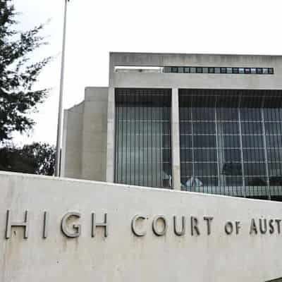 Unwilling deportee tests High Court detention ruling