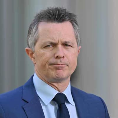 Labor's school funding pledge may trip on 'loophole'