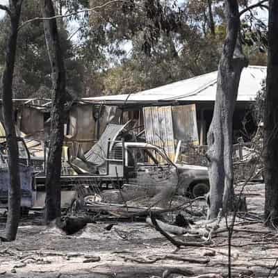 'Heartbreaking' scenes as fire-hit communities rebuild