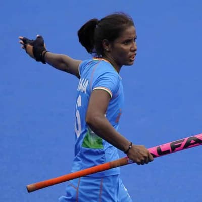 Hockeyroos downed by hosts India in Pro League clash