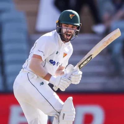 Jewell's dazzling double makes for long Warriors day