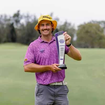 Gale force blows in for special Hunter Valley golf win