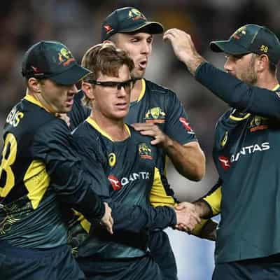 Australia sweep NZ in T20s but Smith fails again