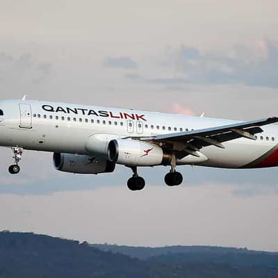 Pilots resume strike at Qantas subsidiary over pay