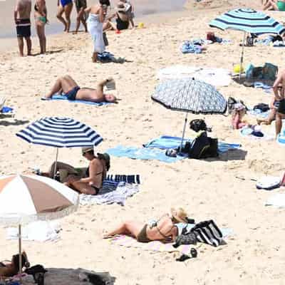 Storms follow temps over 40C as heatwave bakes on