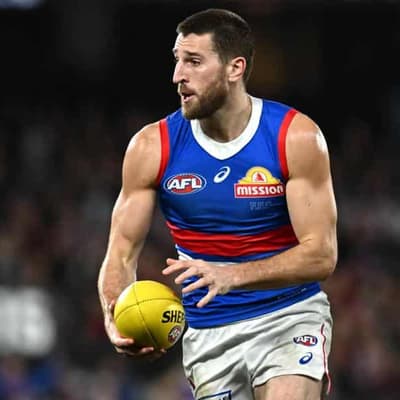 Sanders sizzles in Dogs' pre-season win over Hawthorn