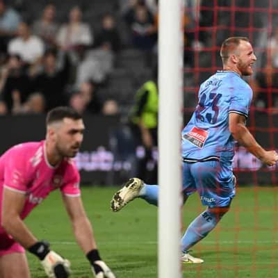 Sky Blues hand Wanderers 4-1 clobbering in Sydney derby