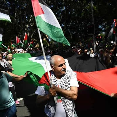 Australia to announce Gaza aid as supporters protest