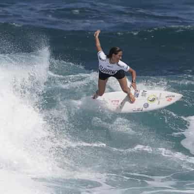 Olympic heartbreak after Fitzgibbons clinches surf gold