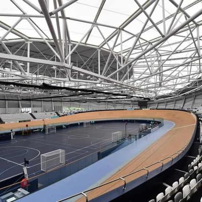 Queenslander rides his way to first elite cycling crown