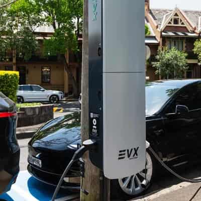 Electric cars crash Aussie records but utes top charts