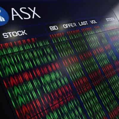 Australian shares edge higher as GDP shows growth slows