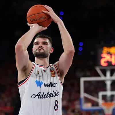 NBL star Humphries signs fresh deal with Adelaide 36ers