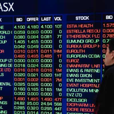 Australian shares rally to reach another all-time high