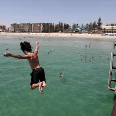 Southeastern Australia swelters as temp records tumble