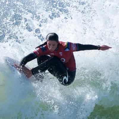 Wright, Ewing forced to wait in World Surf League bid