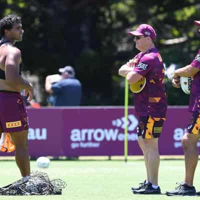 Walters keeps door open for Pangai Jnr Broncos return