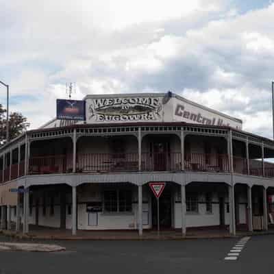 Flood recovery rolls on but there's a pub with no beer