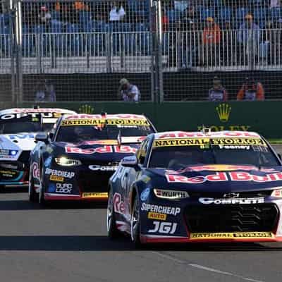 Feeney wins after Waters, Payne crash at Albert Park