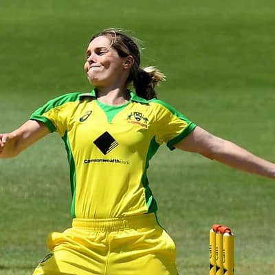 Australia thrash Bangladesh in women's one-dayer