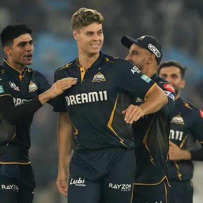 Aussie pacer Johnson the toast of Gujarat after IPL win