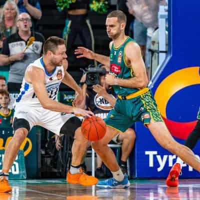 United pip JackJumpers, force NBL championship decider