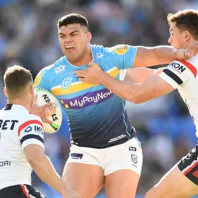 Fifita returns for Titans, Bennett backs Hasler's nous