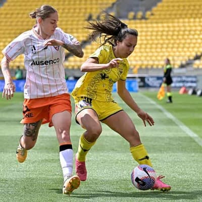 Wanderers on edge after Phoenix loss hits finals hopes