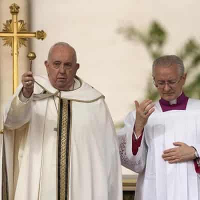 Pope calls for Gaza ceasefire in Easter address