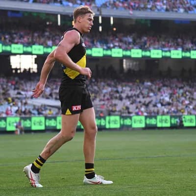 Tigers hammer blow as hamstrung Lynch set for surgery