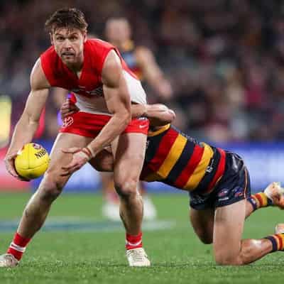 Sydney stalwart Rampe out for a month due to injury