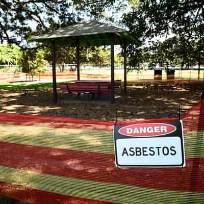 'Be wary about free mulch' amid asbestos fears: agency