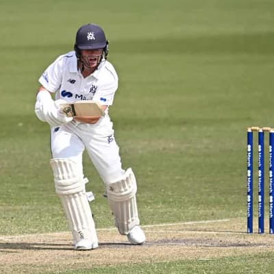 Rain can't stop Harris opening English season with a 50