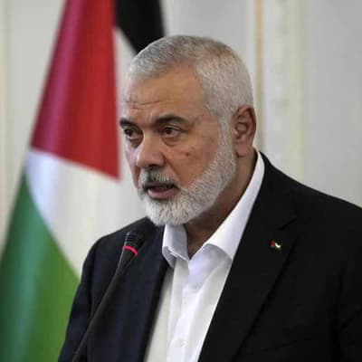 Israeli air strike kills three sons of Hamas leader