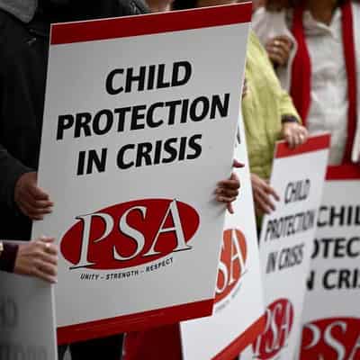 Child protection system on verge of collapse: workers