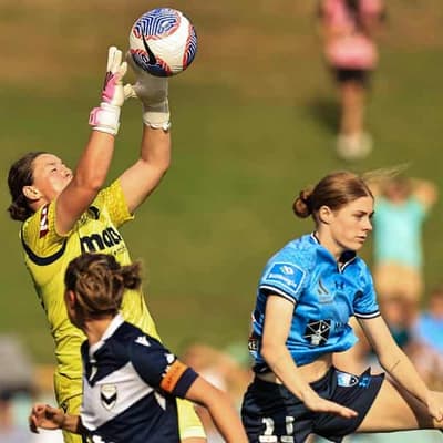 Victory goalkeeper Newbon ready to shut out Mariners