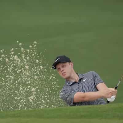 Davis, Smith raise hopes of elusive Masters triumph