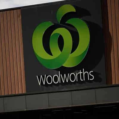 Woolies dubbed a 'model accused' over $1m pay bungle