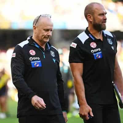 Nothing special in Pies clash for Power coach Hinkley