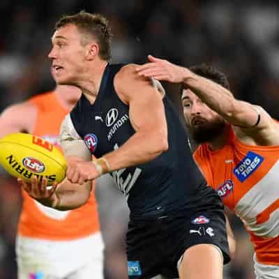 Blues' big guns fire to end Giants' unbeaten AFL start