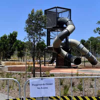 Legal threat as asbestos-park hit by algae outbreak